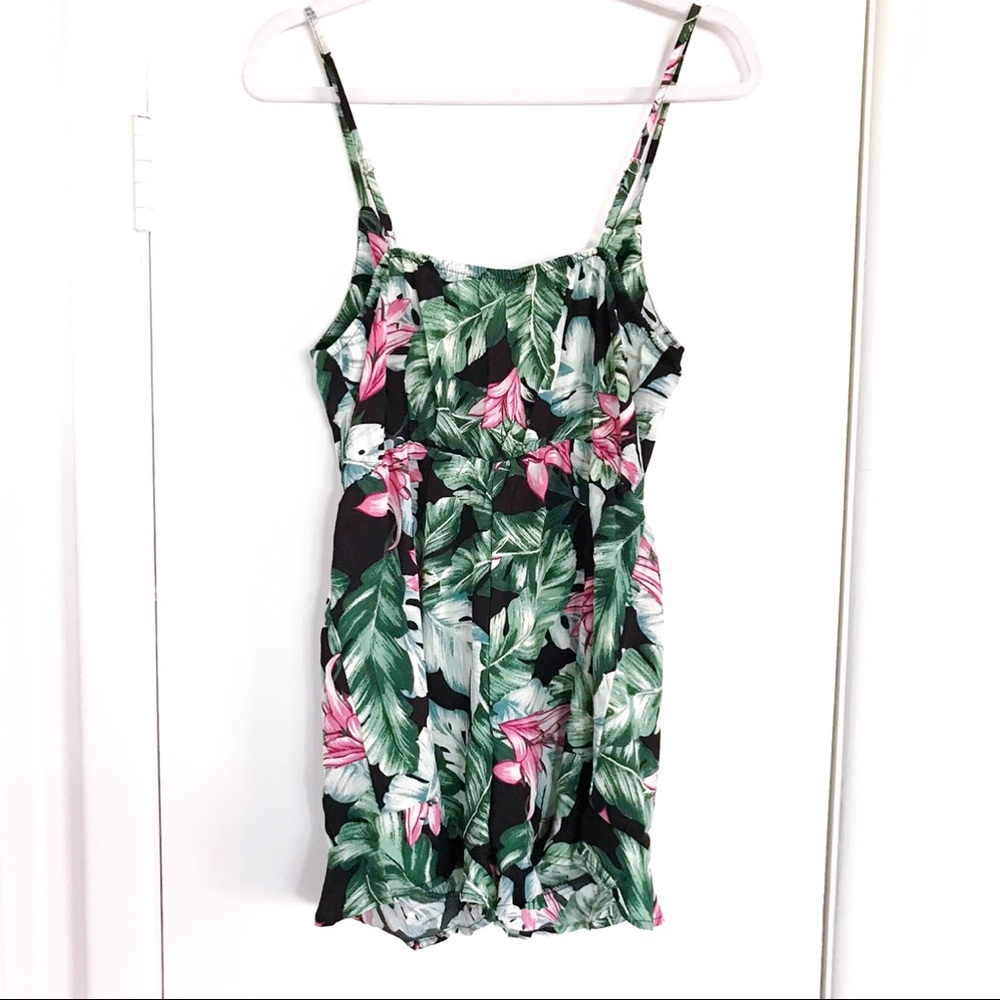 🌿 E&M BLACK PURPLE GREEN RUFFLE ROMPER! - Picture 6 of 10